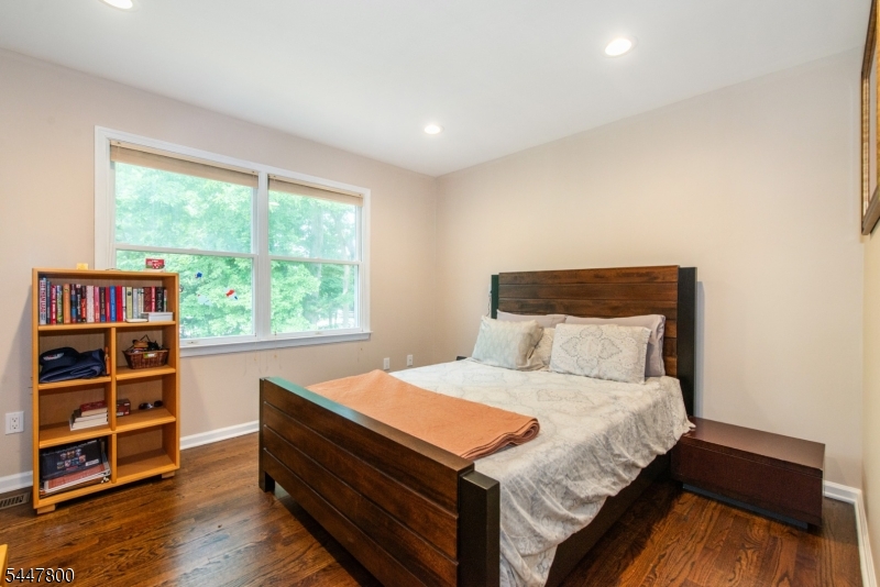 7 Gordon Place Property Photo 23
