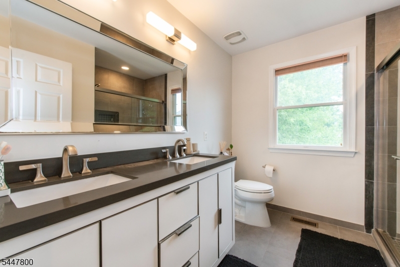 7 Gordon Place Property Photo 24
