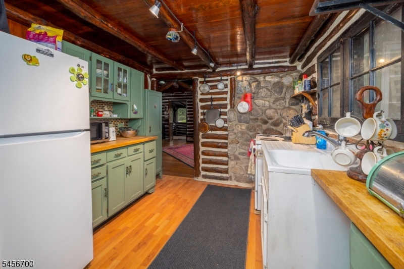 8 Mountainside Dr Property Photo 8