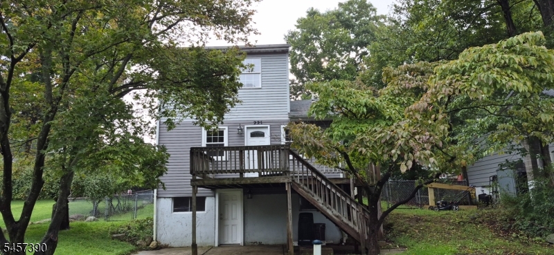 221 Knox Way Property Photo 1