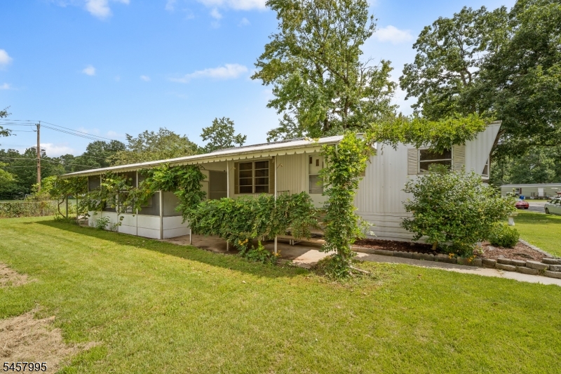 3 Carol Property Photo 2
