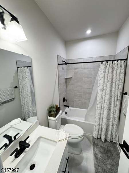 114 Bergen St Property Photo 12