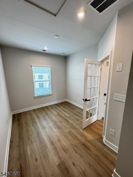 114 Bergen St Property Photo 14