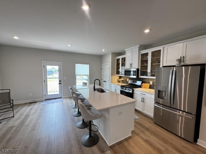 114 Bergen St Property Photo 27
