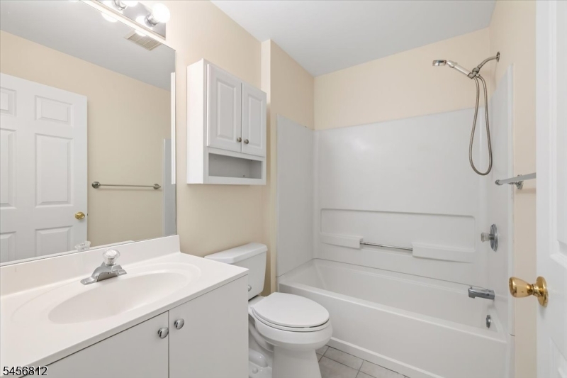 1233 King Ct Property Photo 20