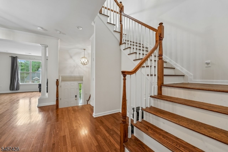 19 Jackson Ave Property Photo 2