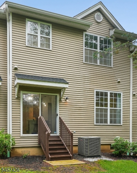 19 Jackson Ave Property Photo 30