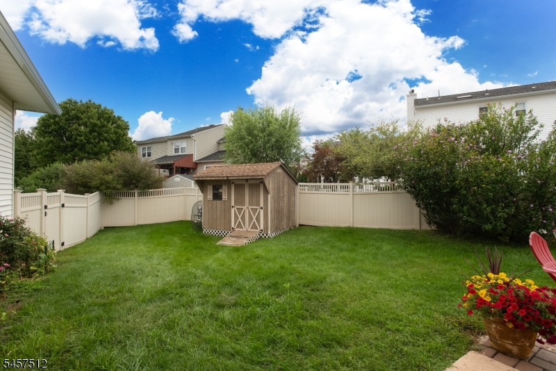 97 Fisher Dr Property Photo 33