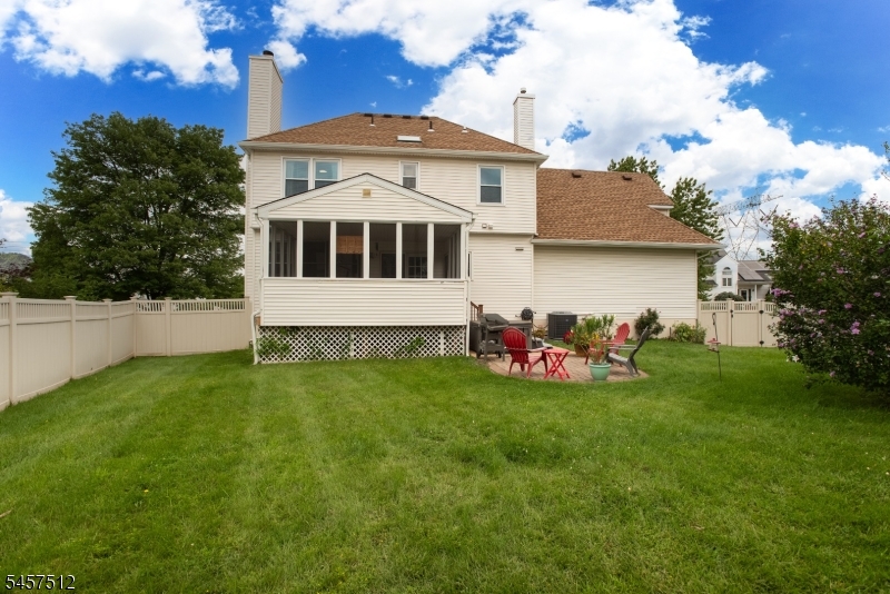 97 Fisher Dr Property Photo 35