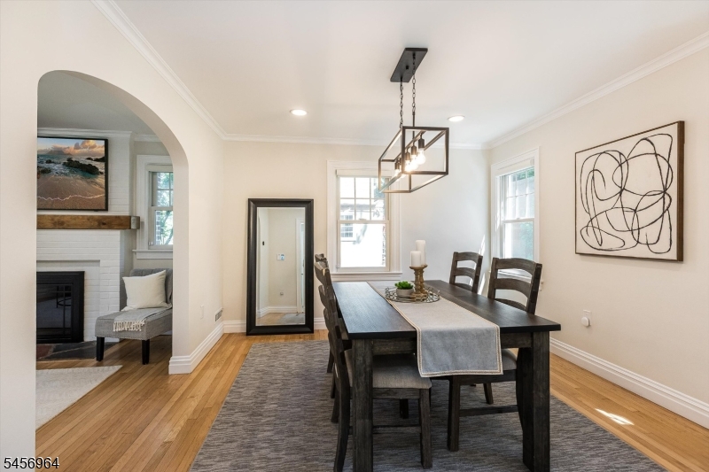 22 Sheridan Avenue Property Photo 13