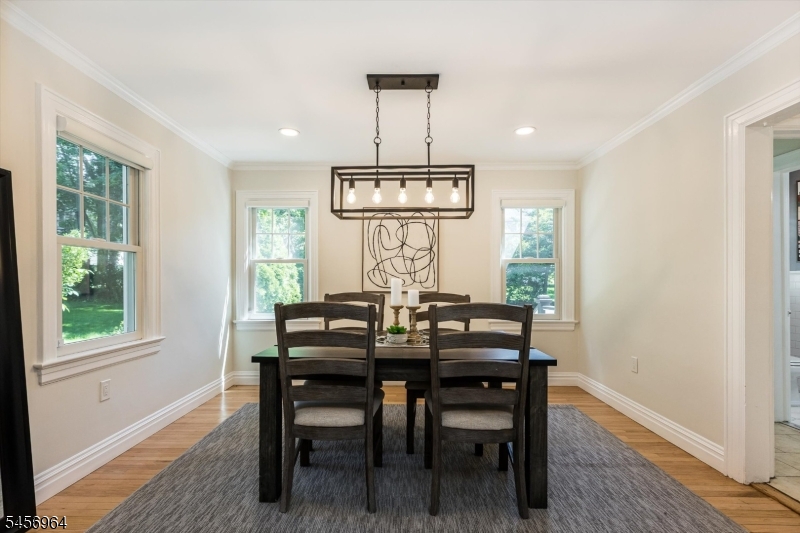 22 Sheridan Avenue Property Photo 14