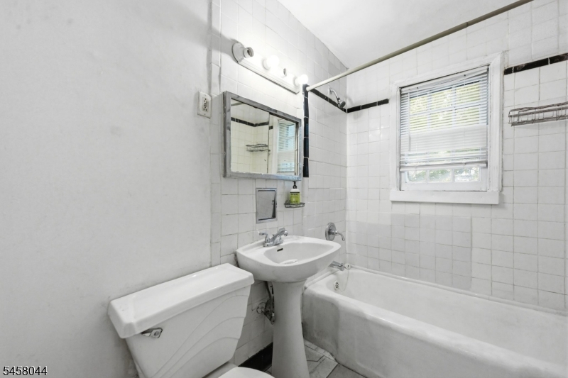 10 Mcgotty Pl 1 Property Photo 5