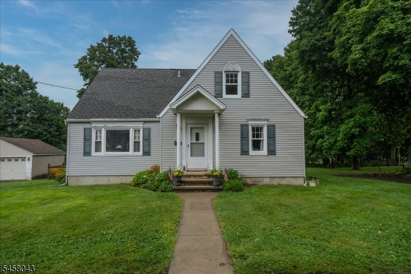 7 Ridgewood Rd Property Photo 1