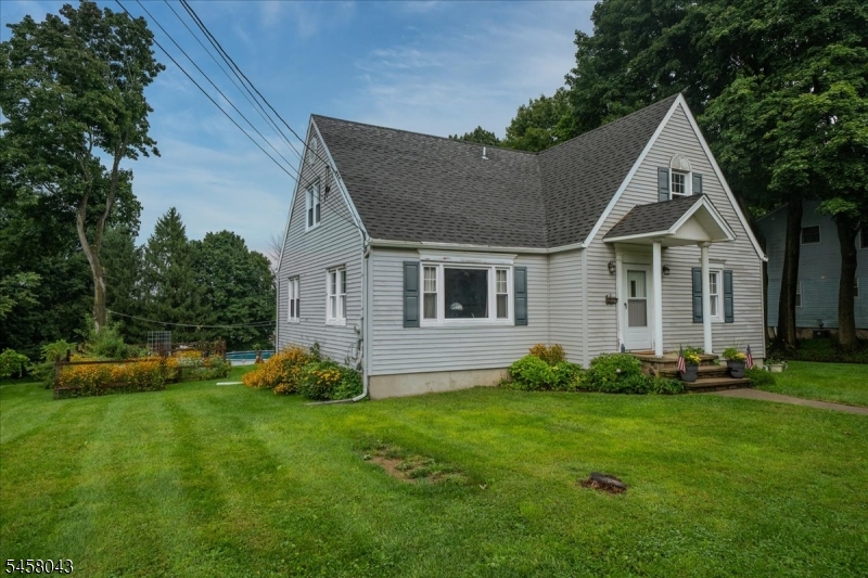 7 Ridgewood Rd Property Photo 2