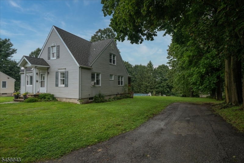 7 Ridgewood Rd Property Photo 3