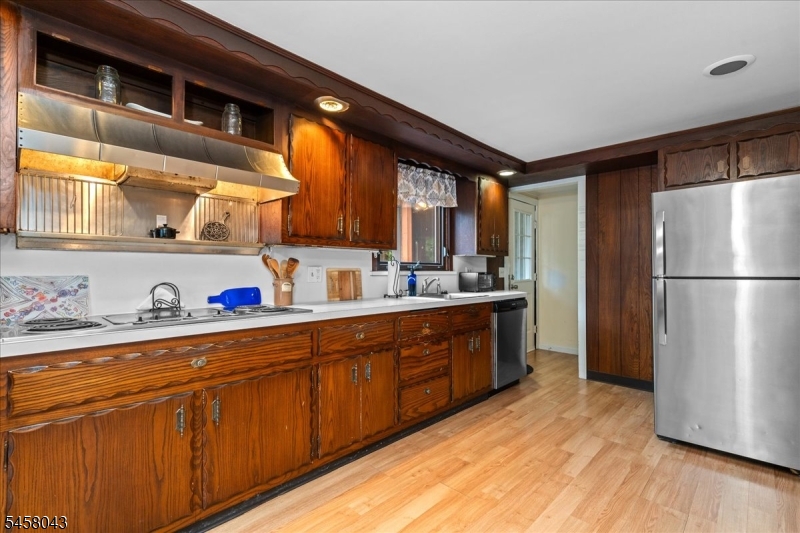 7 Ridgewood Rd Property Photo 9