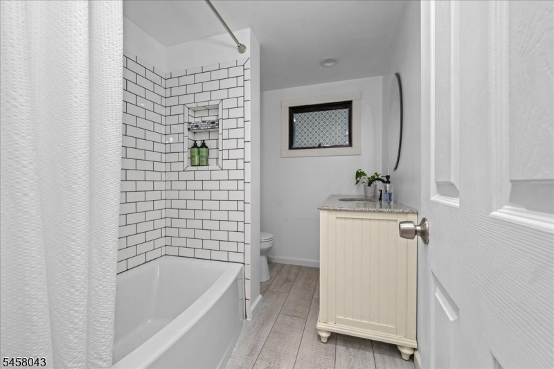 7 Ridgewood Rd Property Photo 15