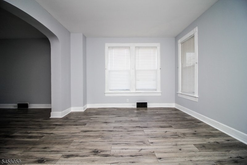 2 Baker Ave Property Photo 11
