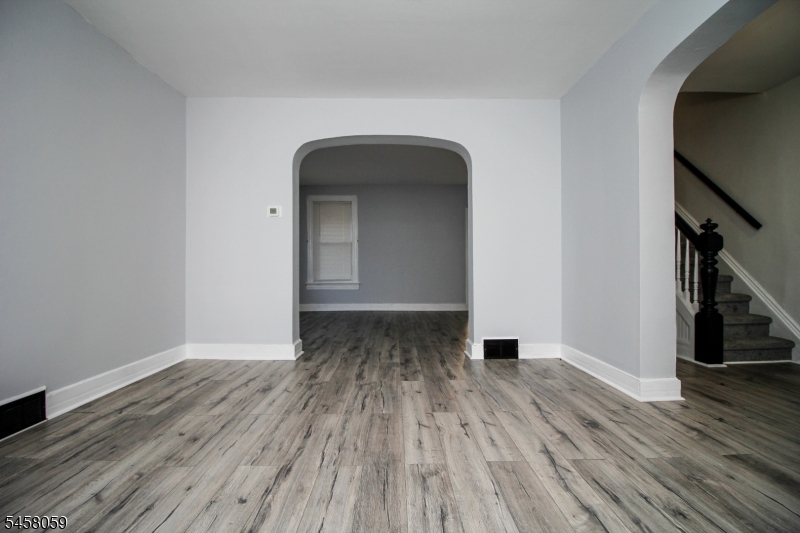 2 Baker Ave Property Photo 16