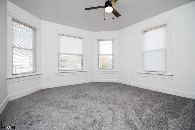 2 Baker Ave Property Photo 20