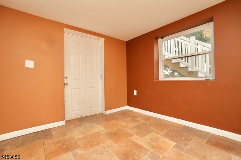 146 Liberty Ave Property Photo 28