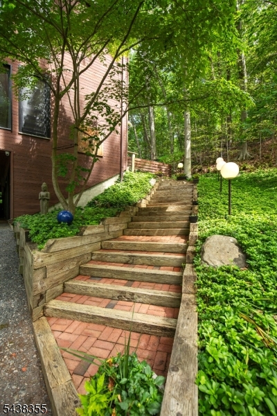 37 Guinea Hollow Rd Property Photo 7