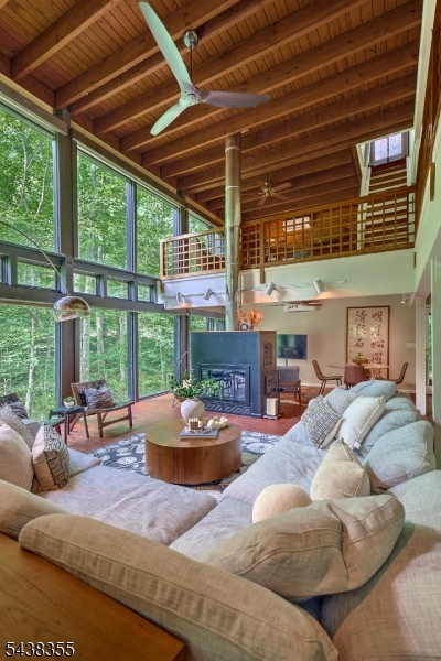 37 Guinea Hollow Rd Property Photo 15