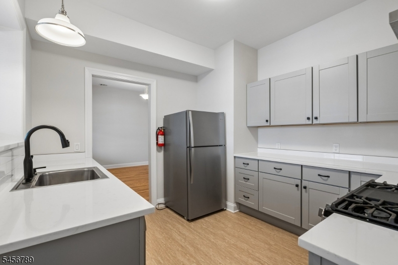 21 Union Pl Unit 3 Property Photo 7