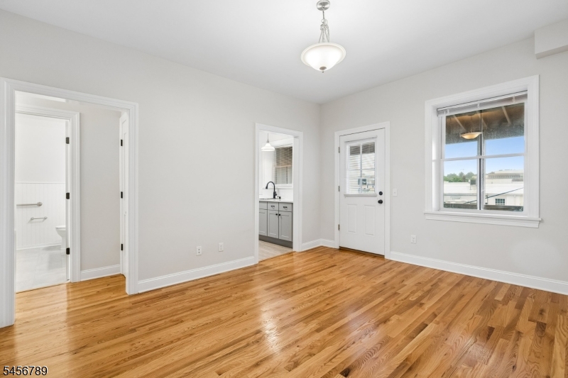21 Union Pl Unit 3 Property Photo 9