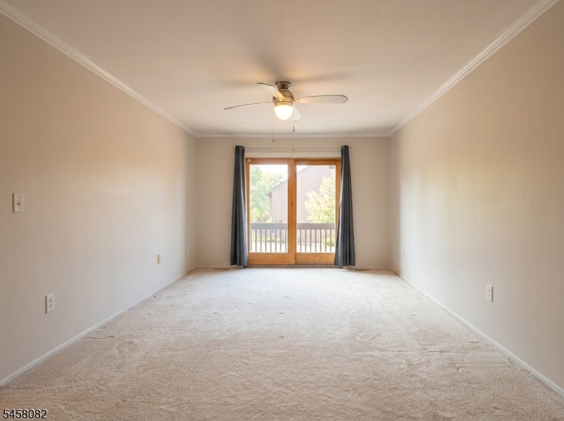 231 Kingsberry Dr Property Photo 10