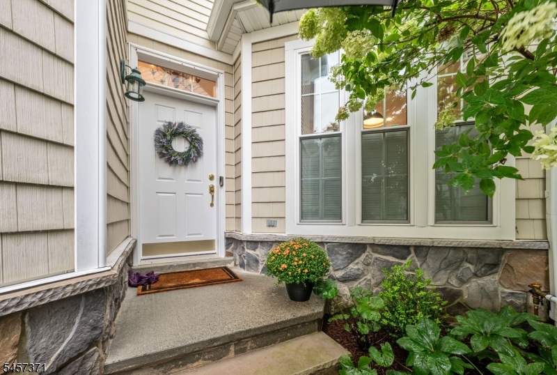 4 Kingsley Evans Cir