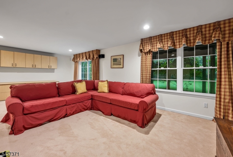 4 Kingsley Evans Cir Property Photo 37