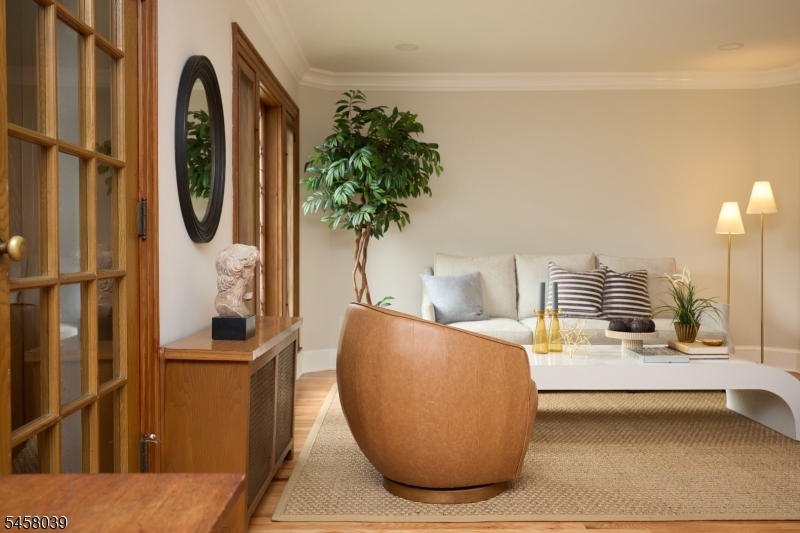 11 Winding Way Property Photo 7