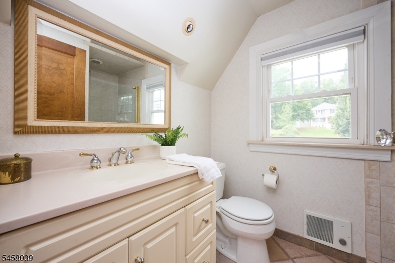 11 Winding Way Property Photo 36