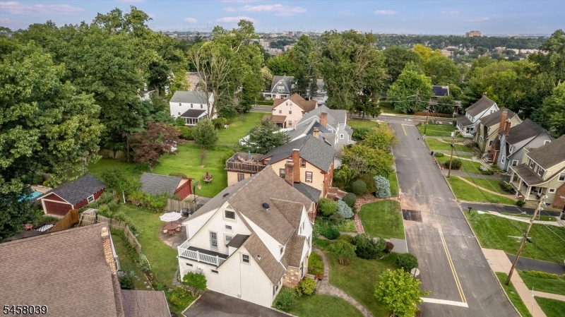 11 Winding Way Property Photo 47