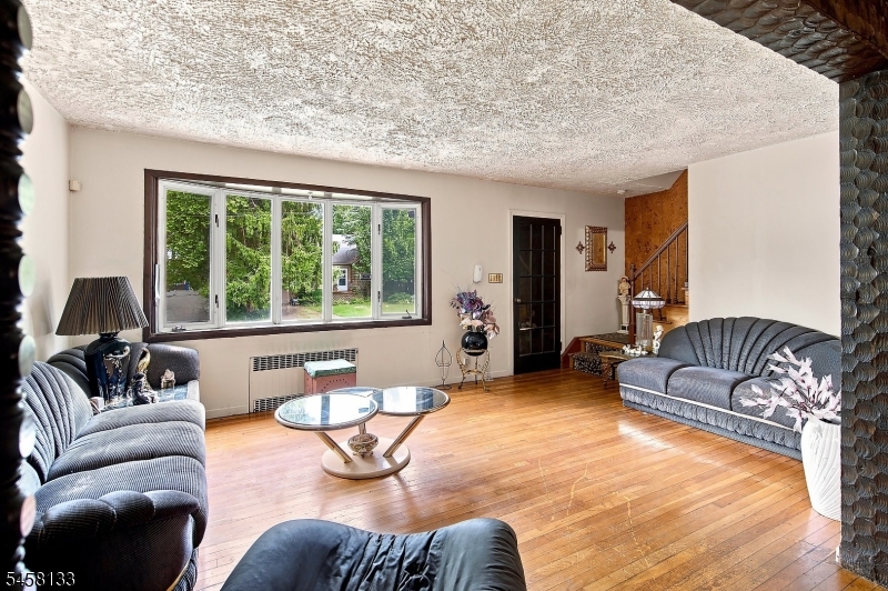 15 Charles St Property Photo 5