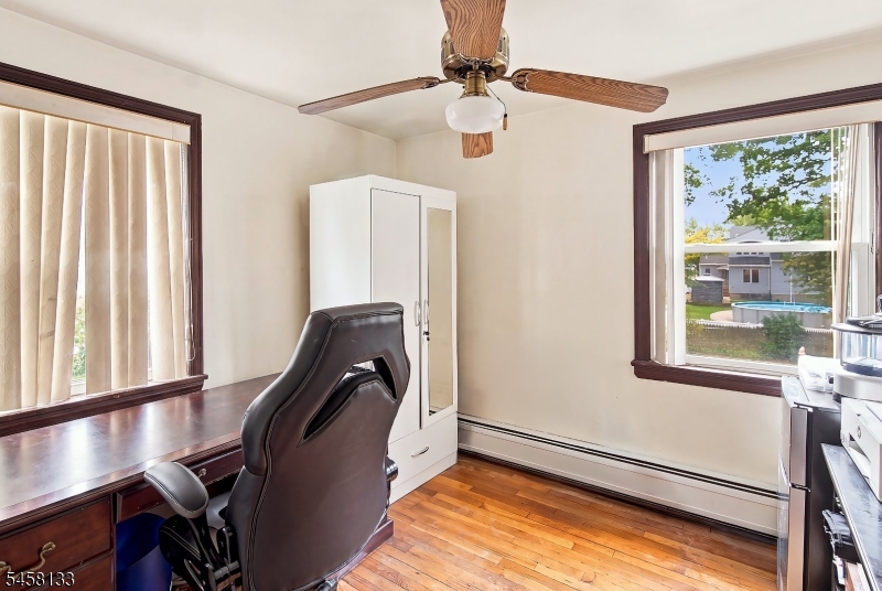 15 Charles St Property Photo 14