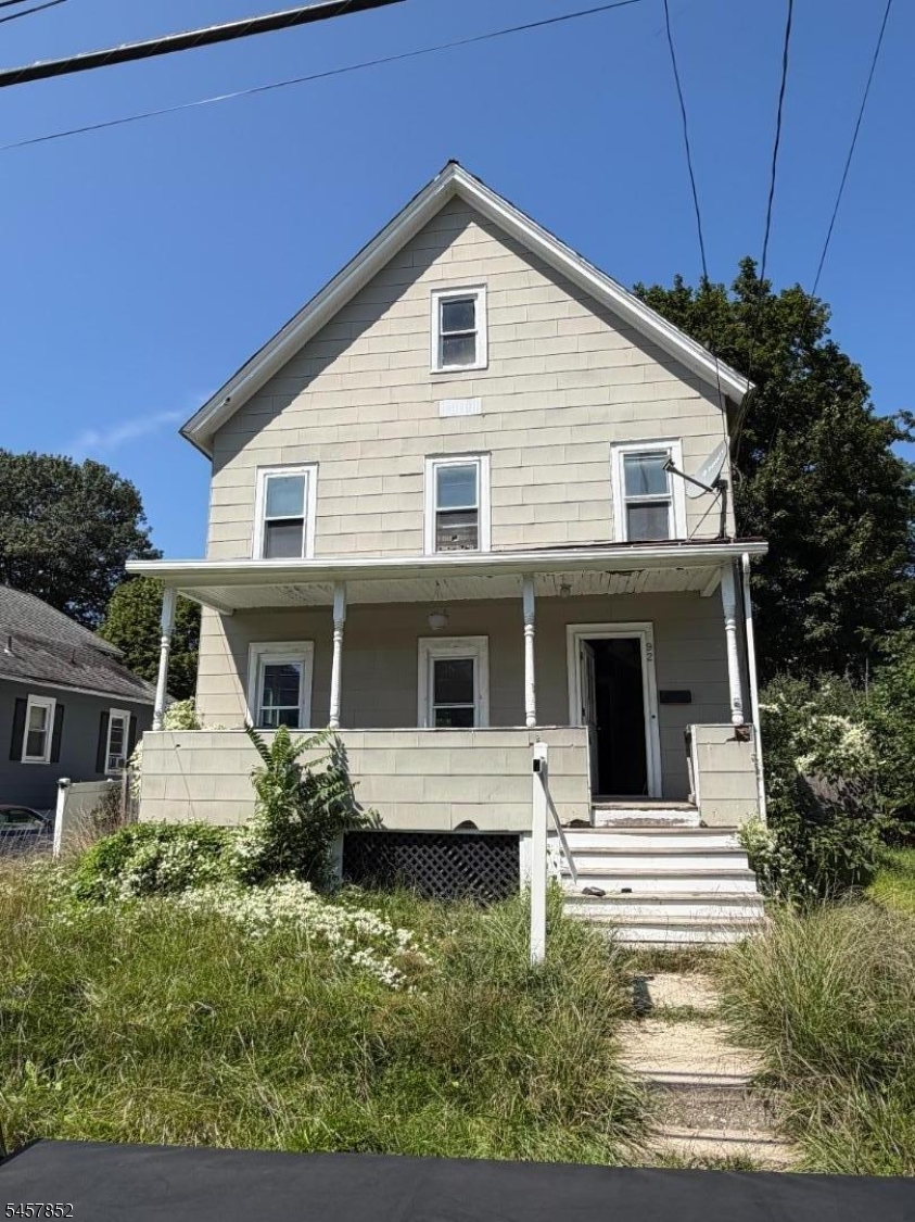 92 Madison St Property Photo 1