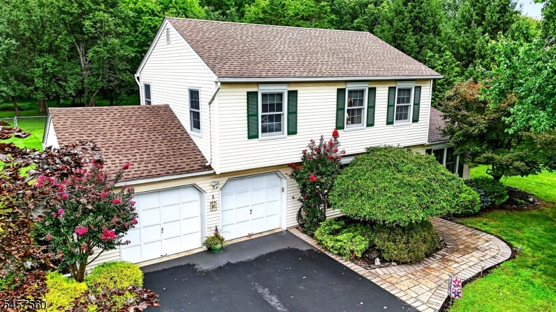 45 Marshall Rd Property Photo 2