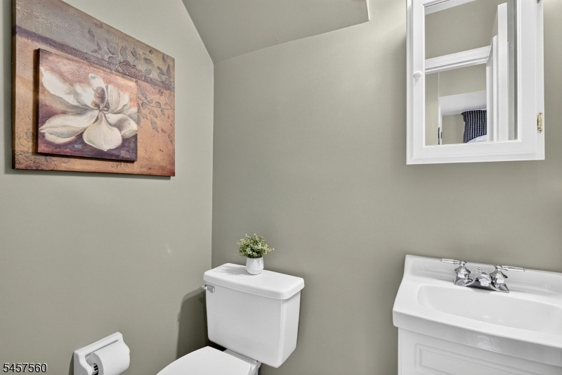 45 Marshall Rd Property Photo 18