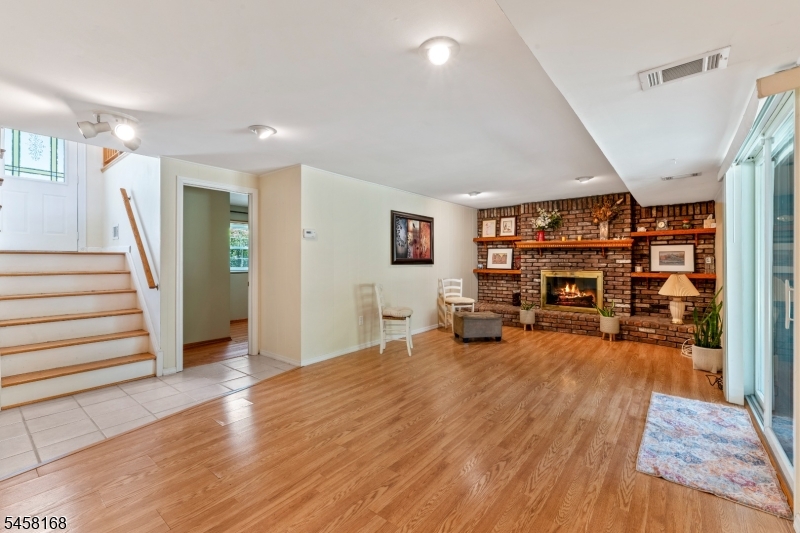 5 Yale Ct Property Photo 19
