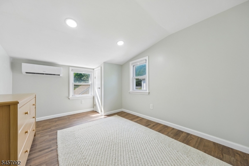 139 Union Ave Property Photo 26