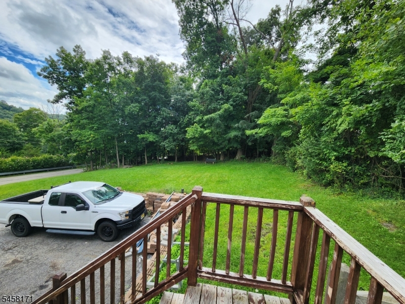 30 Locust Rd Property Photo 26