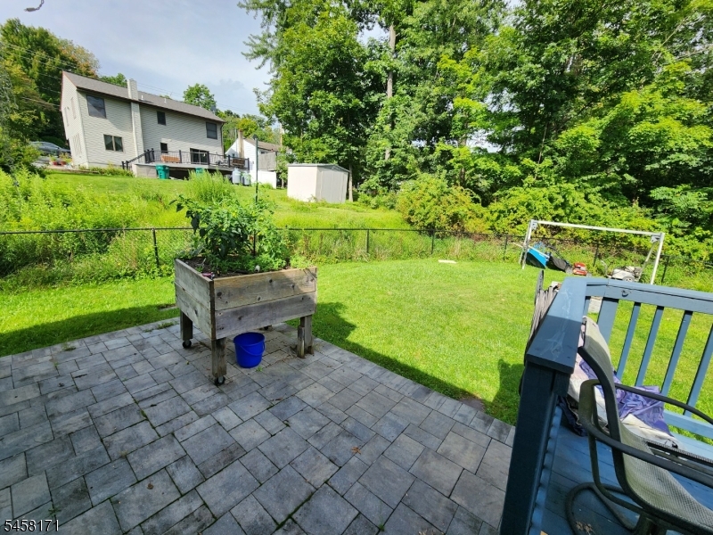 30 Locust Rd Property Photo 33