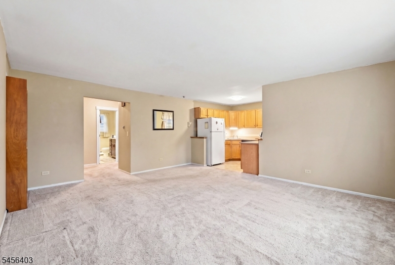 199 N Beverwyck Rd A-3 Property Photo 3