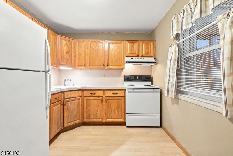 199 N Beverwyck Rd A-3 Property Photo 5