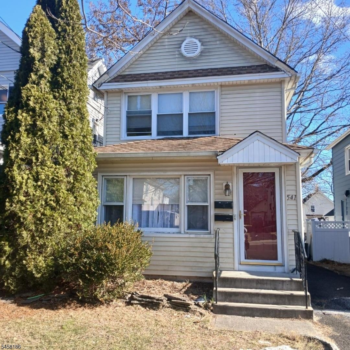 541 Downer St 1 Property Photo 1