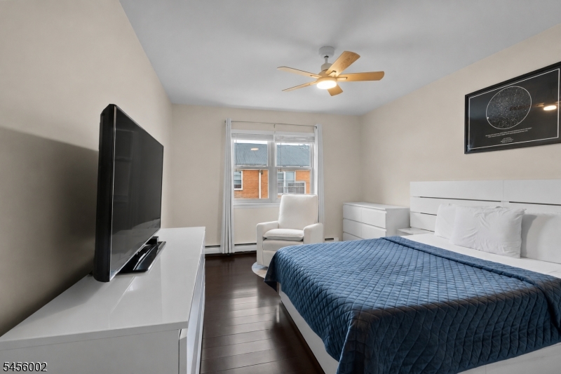 725 Joralemon St 110 Property Photo 4