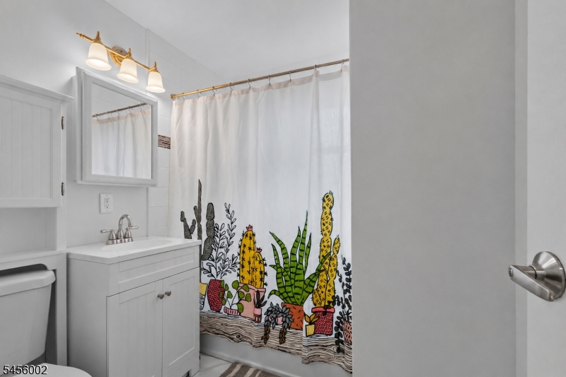 725 Joralemon St 110 Property Photo 11