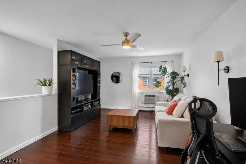 725 Joralemon St 110 Property Photo 16